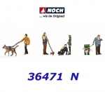 36471  Noch People with Dogs - 4 Figures, N