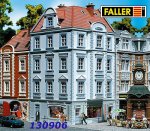 130906 Faller Town Corner House H0