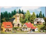 15201 Auhagen Starter set Waldkirchen Village, H0/TT