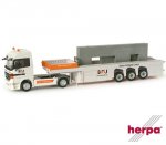 157650 Herpa MB Actros LH 08 přepravník bet. dílů "B-F-U"