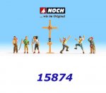 15874 Noch Mountain Hikers with Cross, 6 figures and Cross, H0