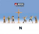 36874 Noch Mountain hikers with cross, 6 figures, N