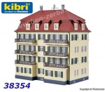 38354 Kibri Apartmánový dům s balkony, H0