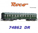 74862 Roco 2nd class standard express train wagon, type B4üe, of the DR