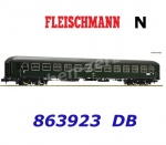 863923 Fleischmann N 2nd class express train coach type B4üm of the DB
