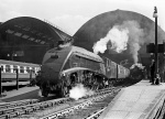 R3371 Hornby Steam Locomotive LNER, A4 Class, 4-6-2, 4468 ‘Mallard’